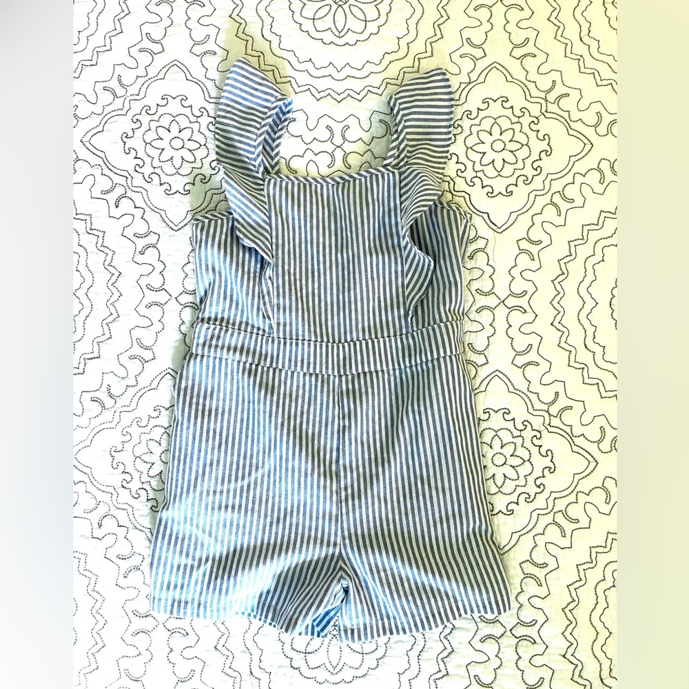 LIKE NEW Pink Lily Striped Romper Blue & White - Kids Size 9/10